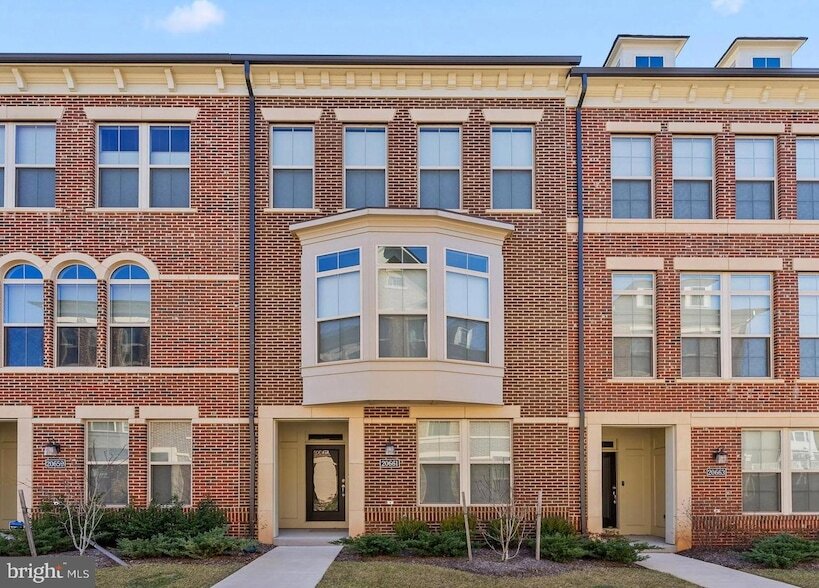 20661 Newcomb Ter in Ashburn, VA - Building Photo