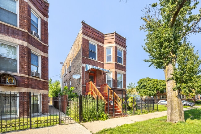 property at 4104 W 24th Pl