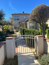 4707 Clark Ave, Unit 4707.5 in Long Beach, CA - Building Photo - Building Photo