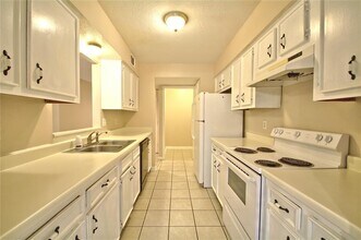 9014 Triola Ln in Houston, TX - Building Photo - Building Photo