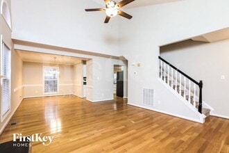 8715 Harps Mill Rd in Raleigh, NC - Building Photo - Building Photo