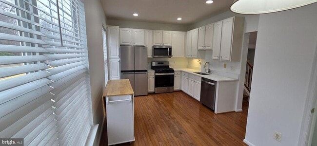 20544 Blue Heron Terrace in Sterling, VA - Building Photo - Building Photo