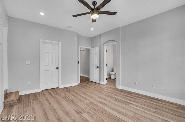 property at 254 Little Minah Ct