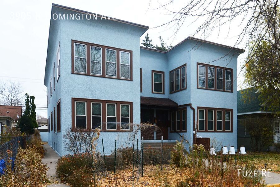 3905 Bloomington Ave in Minneapolis, MN - Foto de edificio