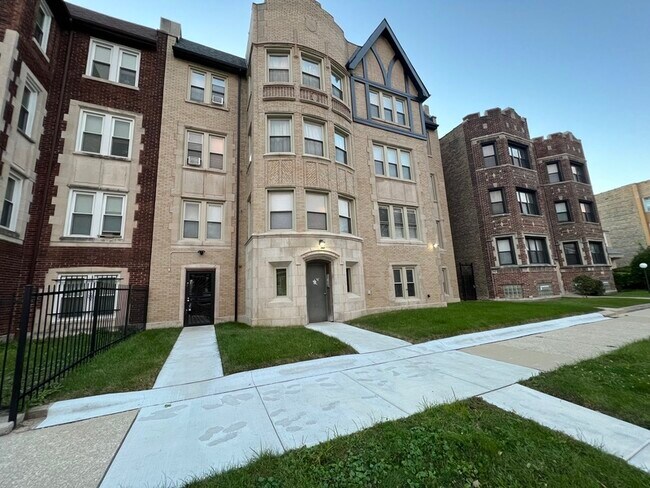 property at 9136 S Bishop St