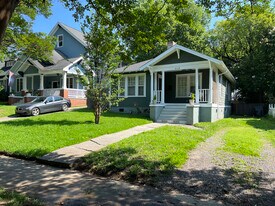 408 W Park Ave in Charlotte, NC - Building Photo