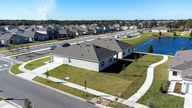 5715 Sundial Ter in St. Cloud, FL - Building Photo - Building Photo