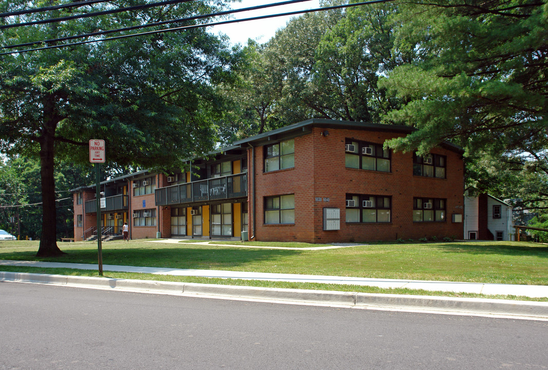 6030 42nd Ave in Hyattsville, MD - Building Photo