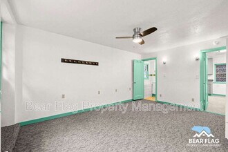 2505 S St in Sacramento, CA - Building Photo - Building Photo