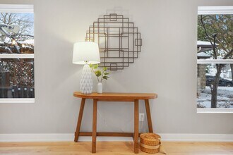 423 12th Ave N in Hopkins, MN - Building Photo - Building Photo