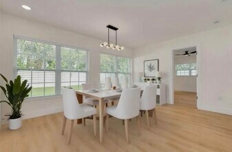 1723 Cypress Ave in Belleair, FL - Foto de edificio - Building Photo