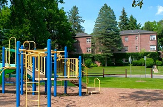 Stonehenge Gardens in Albany, NY - Building Photo - Building Photo