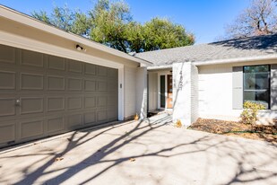 4827 Gerona Dr in Austin, TX - Building Photo
