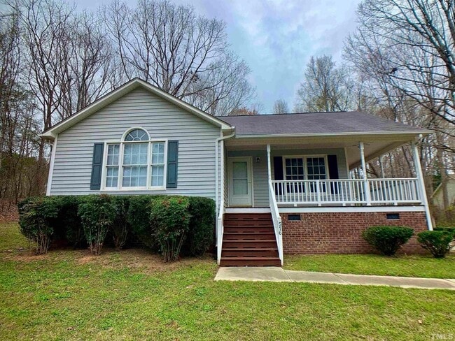 property at 516 Contessa Ct