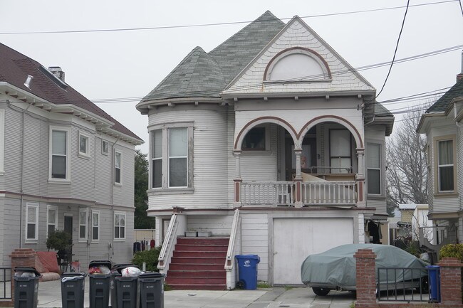 741A-741D Lincoln Ave in Alameda, CA - Building Photo - Building Photo