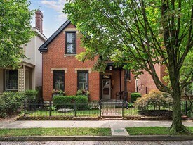 67 E Mithoff St in Columbus, OH - Building Photo