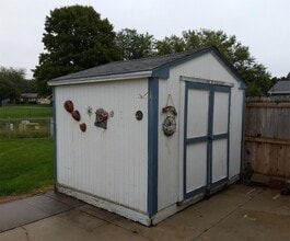 1310 W Dakota St in Fremont, NE - Building Photo - Building Photo