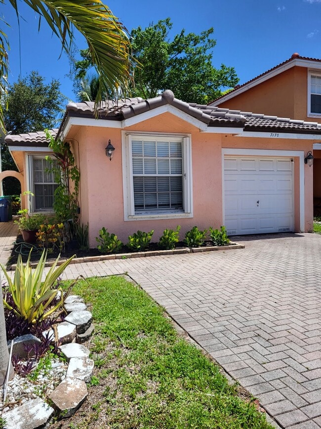 property at 7170 Sienna Ridge Dr