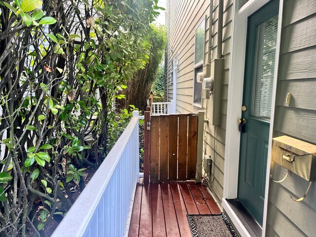 1524-1526 SW Montgomery St in Portland, OR - Building Photo - Building Photo