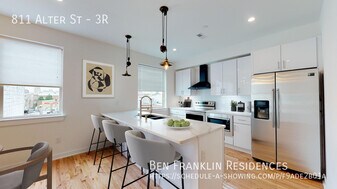 811 Alter St in Philadelphia, PA - Building Photo