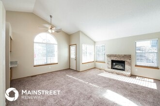 13319 Cherry Cir in Thornton, CO - Foto de edificio - Building Photo