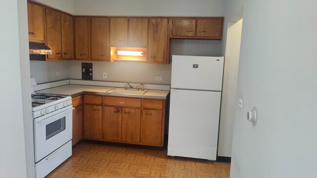 29 N Hillside Ave in Hillside, IL - Building Photo - Building Photo