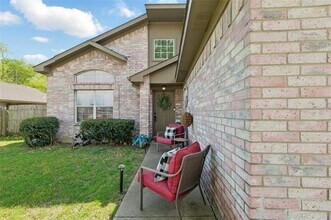 926 Pierce Arrow Dr in Arlington, TX - Building Photo - Building Photo