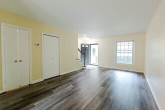 5025 Hillsboro Pike in Nashville, TN - Building Photo - Building Photo