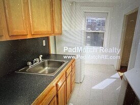 100 Washington St, Unit 27 in Boston, MA - Building Photo