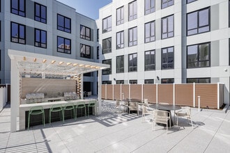 The Forte in Hackensack, NJ - Foto de edificio - Interior Photo