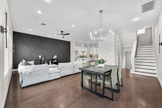 717 Morris St in Houston, TX - Foto de edificio - Building Photo