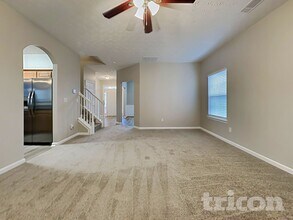 1206 Seagull Way in Hampton, GA - Foto de edificio - Building Photo