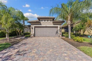 19023 Mangieri St in Venice, FL - Building Photo