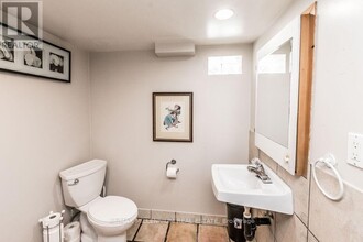 533 Beresford Ave in Toronto, ON - Building Photo - Building Photo