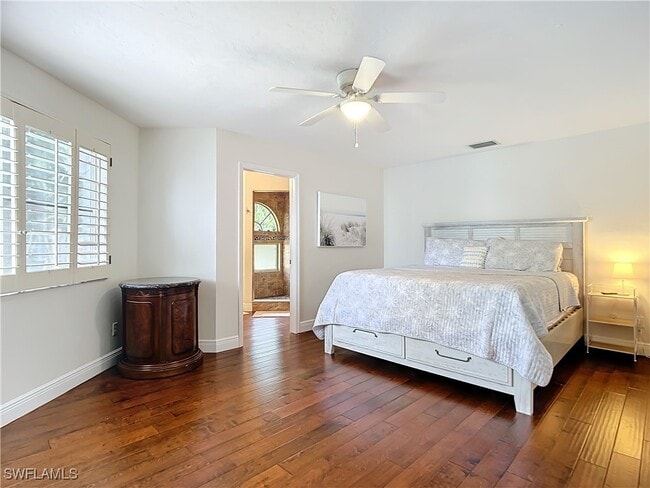 property at 2860 Citrus Lake Dr