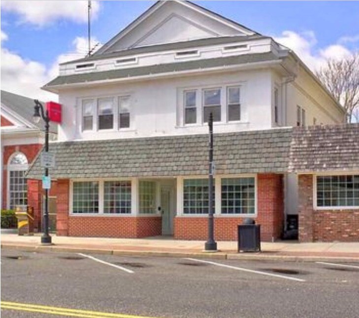 205 Philadelphia Ave in Egg Harbor City, NJ - Building Photo