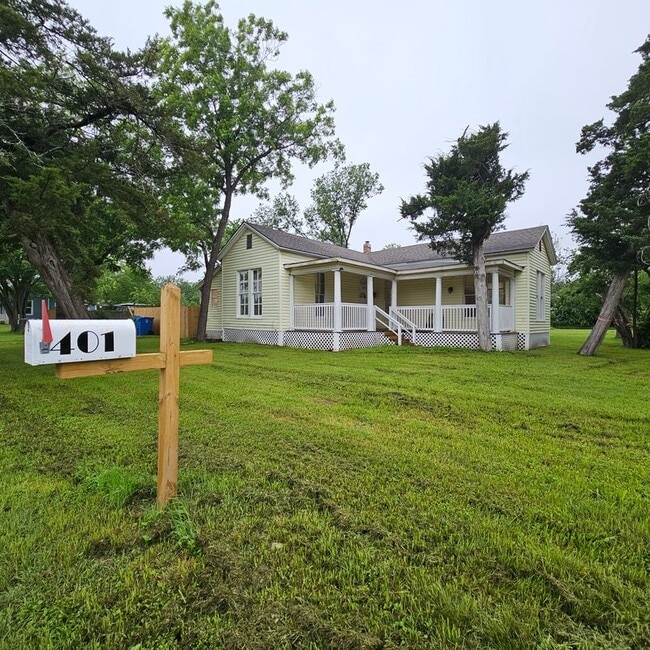 property at 401 Shaw St