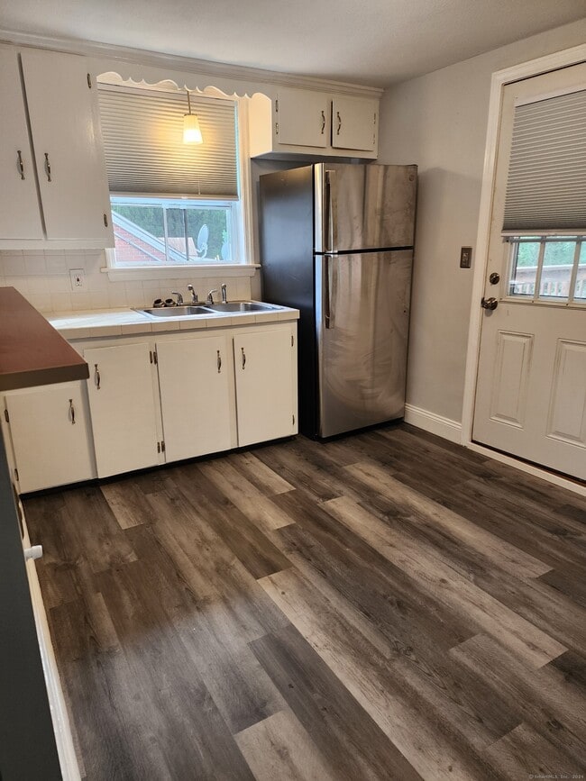 134 Fowler Ave Ext in Meriden, CT - Building Photo - Building Photo