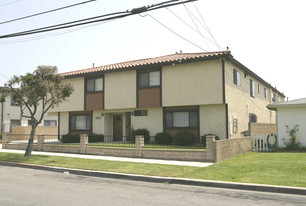 16800 S Denker Ave Apartments