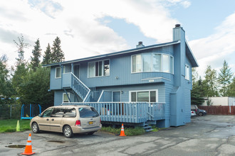 2805 W 33rd Ave in Anchorage, AK - Foto de edificio - Building Photo