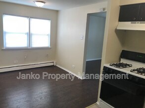 6437 S Evans Ave in Chicago, IL - Building Photo - Building Photo