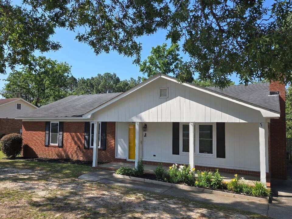 2806 Pepperdine Dr in Hephzibah, GA - Building Photo