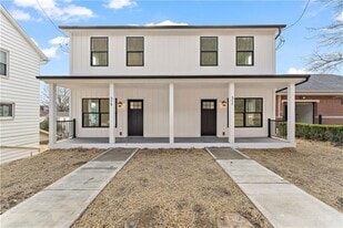 379 Beaver St in Leetsdale, PA - Building Photo