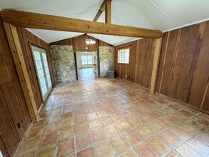 216 Shadywood St in Boerne, TX - Building Photo - Building Photo