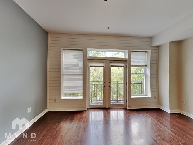 property at 200 S Dawson St