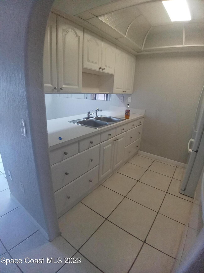 171 San Paulo Ct in West Melbourne, FL - Foto de edificio - Building Photo