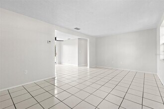 3337 Winder Dr in Holiday, FL - Building Photo - Building Photo