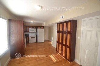 900 Wishing Well Ln in Charlotte, NC - Building Photo - Building Photo