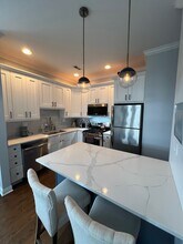 1355 W Washington Blvd, Unit 6E in Chicago, IL - Building Photo - Building Photo