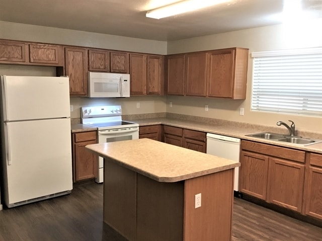 446 E Kelsi Ave in San Tan Valley, AZ - Building Photo - Building Photo